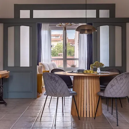 Retro-chic 1br Next To Vasil Levski Blvd By Flat Mаnager * Sofia