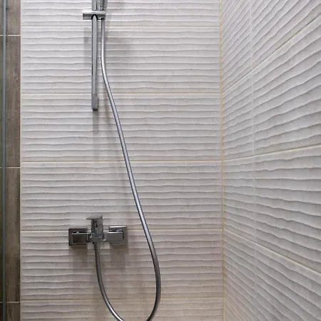 Retro-chic 1br Next To Vasil Levski Blvd By Flat Mаnager Διαμέρισμα