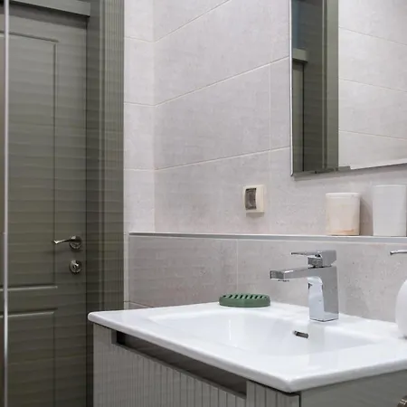 Retro-chic 1br Next To Vasil Levski Blvd By Flat Mаnager Διαμέρισμα