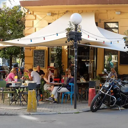 Retro-chic 1br Next To Vasil Levski Blvd By Flat Mаnager Appartement Sofia