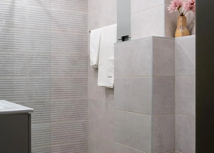 Retro-chic 1br Next To Vasil Levski Blvd By Flat Mаnager Daire Sofya