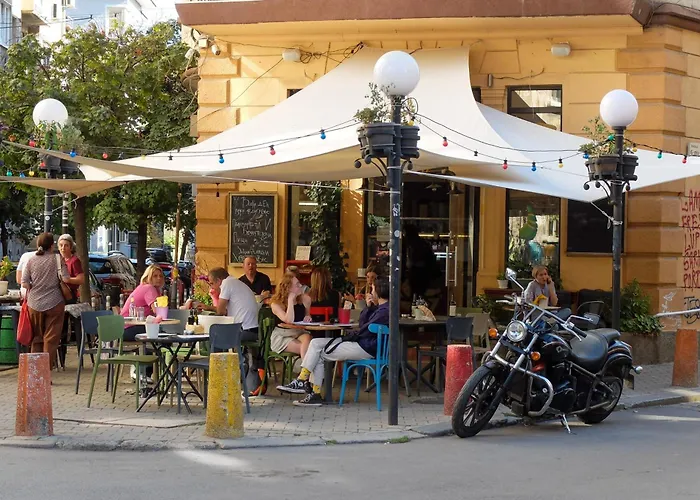 Retro-chic 1br Next To Vasil Levski Blvd By Flat Mаnager Lejlighed Sofia